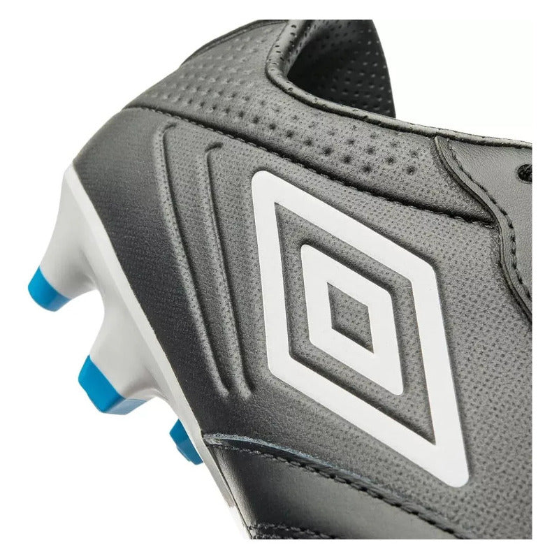 Chuteira Campo Umbro Tocco III Premier 2024