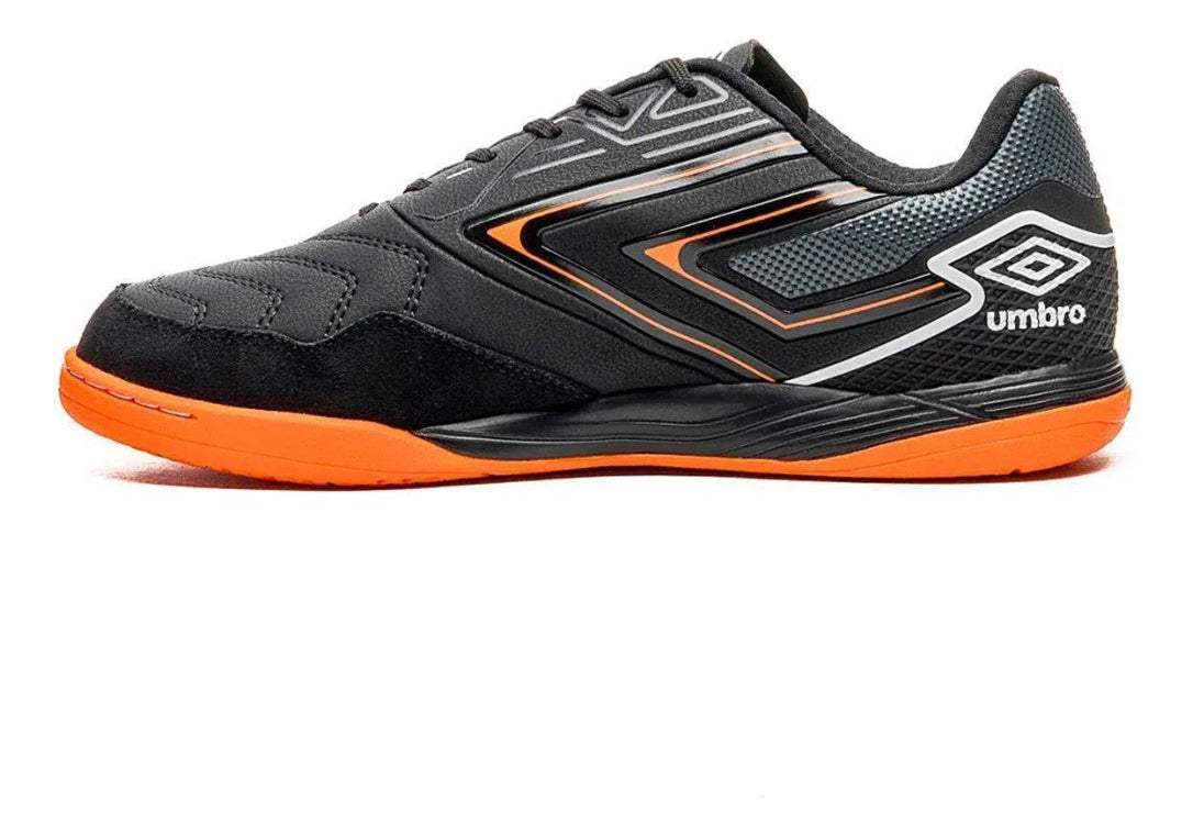 Chuteira Futsal Umbro Pro 5 Jr Preto Laranja Azul 2024