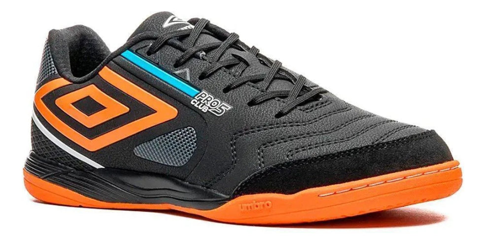 Chuteira Futsal Umbro Pro 5 Jr Preto Laranja Azul 2024